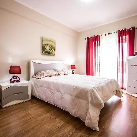 The Beach Apartment 
